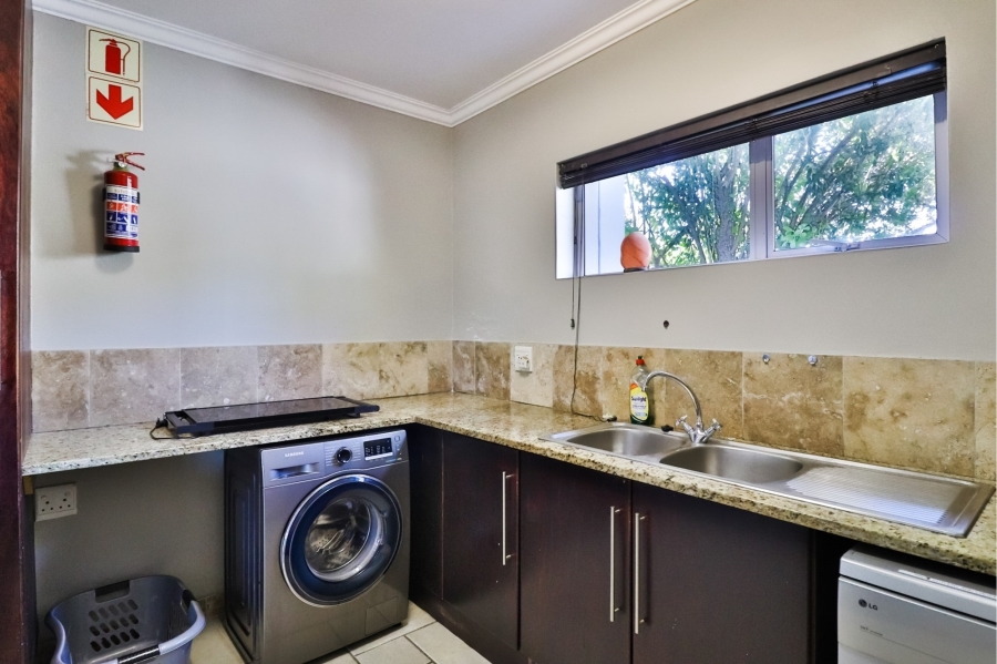 4 Bedroom Property for Sale in Pinnacle Point Golf Estate Western Cape